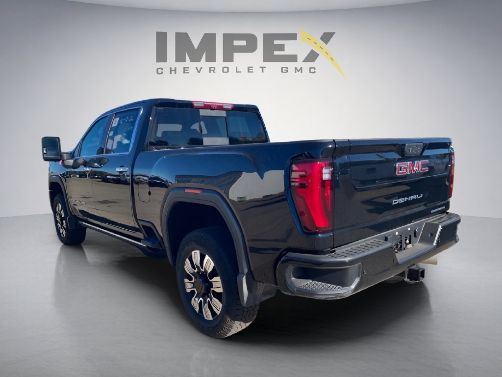Used 2025 GMC Sierra 2500 Denali w/ Max Trailering Package AWD/4WD image 3