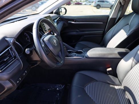 Certified 2022 Toyota Camry SE image 10