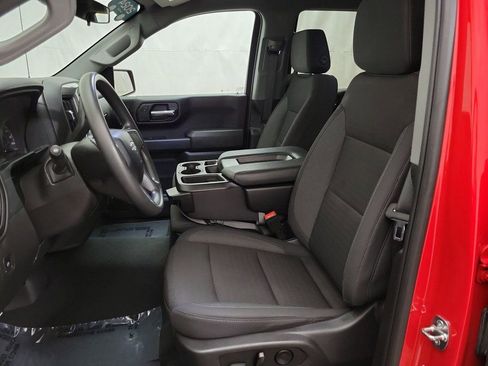 Certified 2024 Chevrolet Silverado 1500 Custom Trail Boss w/ Dark Appearance Package AWD/4WD image 8