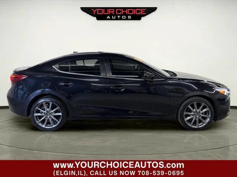 Used 2018 MAZDA MAZDA3 Grand Touring w/ Premium Equipment Package FWD image 8