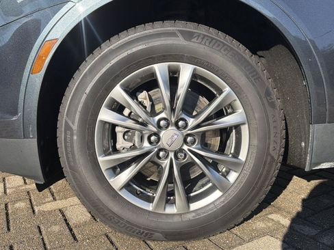 Used 2021 Cadillac XT5 Premium Luxury AWD/4WD image 10