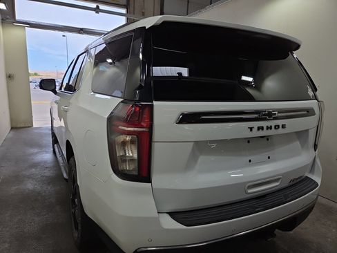 Used 2021 Chevrolet Tahoe RST w/ Luxury Package AWD/4WD image 2