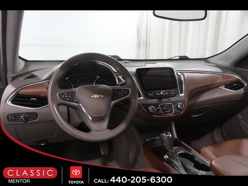 Used 2016 Chevrolet Malibu LT w/ Leather Package FWD image 6