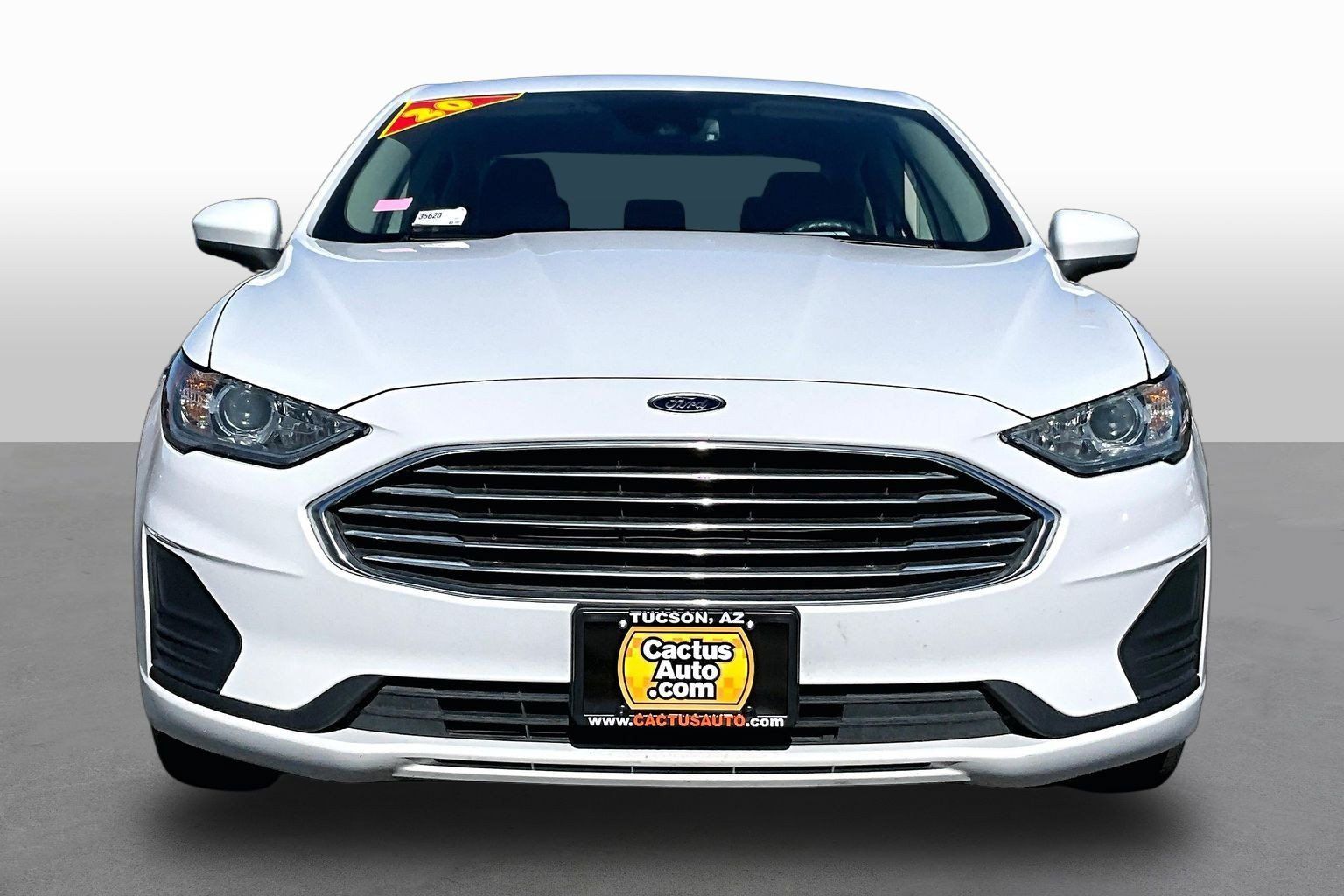 Used 2020 Ford Fusion SE FWD image 3