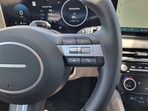 Certified 2025 Hyundai Tucson SEL image 14