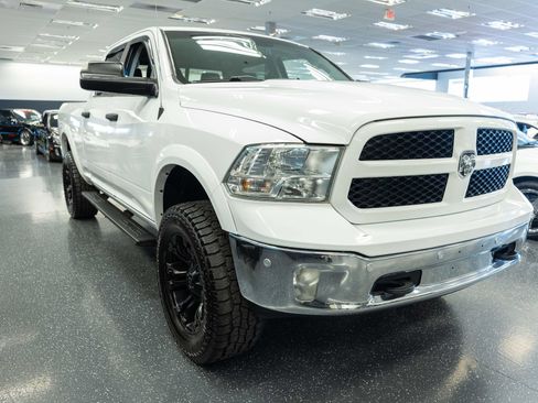 Used 2018 RAM 1500 Outdoorsman AWD/4WD image 3