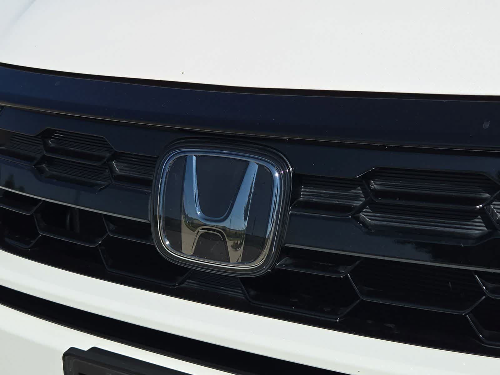 Used 2025 Honda Odyssey Elite image 11