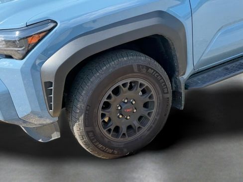 Used 2025 Toyota 4Runner TRD Off-Road Premium AWD/4WD image 5