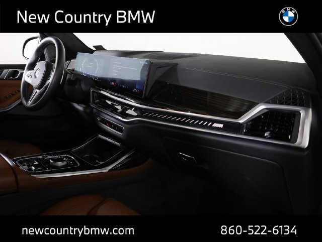 Used 2026 BMW X7 M60i AWD/4WD image 44