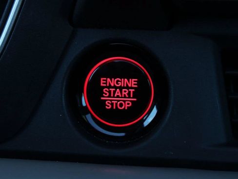 Used 2024 Honda Pilot Touring image 36
