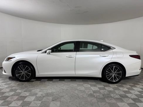 Used 2025 Lexus ES 350 w/ Premium Package FWD image 3
