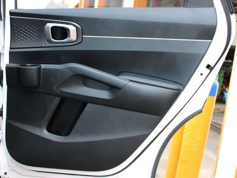 Used 2021 Kia Sorento S w/ Panoramic Sunroof Package FWD image 43