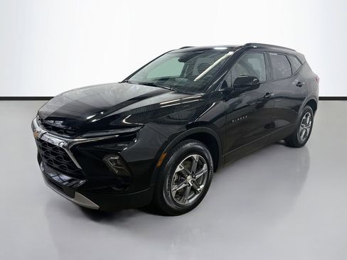 Used 2024 Chevrolet Blazer LT w/ Convenience Package AWD/4WD image 6