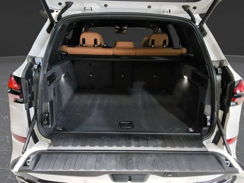 Used 2026 BMW X5 xDrive40i AWD/4WD image 7