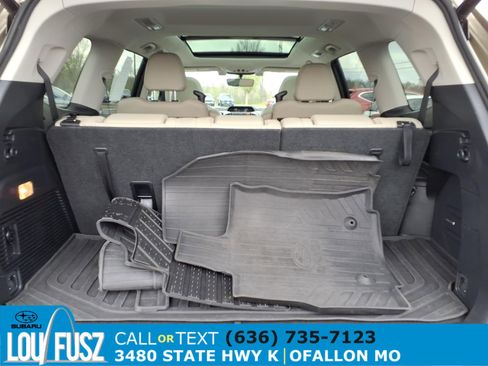 Used 2022 Subaru Ascent Limited w/ Technology Package image 32