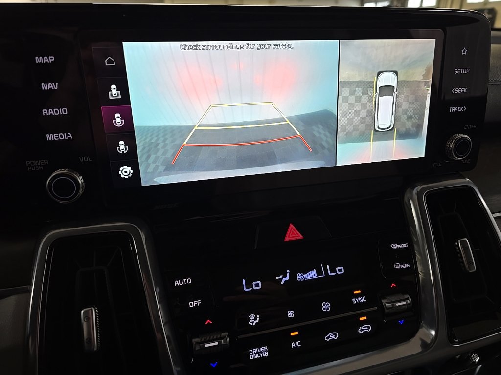 Used 2023 Kia Sorento SX Prestige w/ Panoramic Sunroof Package AWD/4WD image 24