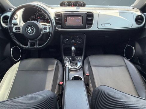 Used 2013 Volkswagen Beetle TDI FWD image 12
