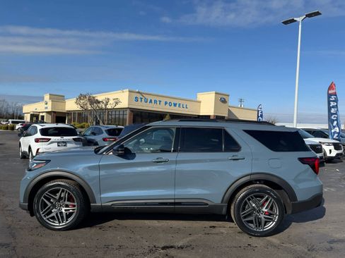 New 2026 Ford Explorer ST image 26