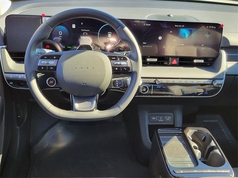 New 2026 Hyundai Ioniq 5 SEL image 4