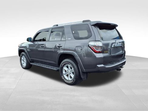 Used 2019 Toyota 4Runner SR5 Premium image 25