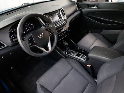 Used 2017 Hyundai Tucson SE w/ SE Popular Package 02 AWD/4WD image 6