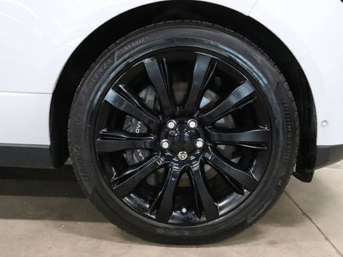 Used 2019 Land Rover Range Rover Supercharged image 37