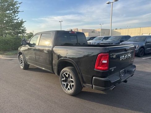Used 2025 RAM 1500 Laramie w/ Sport Appearance Package AWD/4WD image 4