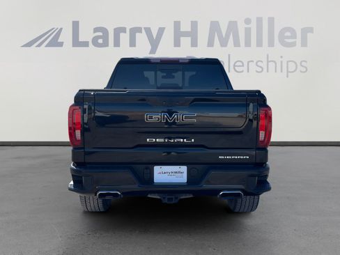 Used 2022 GMC Sierra 1500 Denali w/ Denali Premium Package AWD/4WD image 4