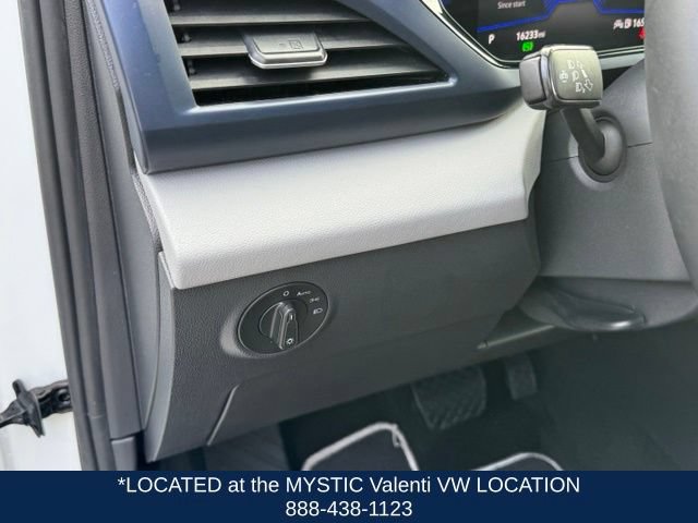 Certified 2023 Volkswagen Taos SE AWD/4WD image 32