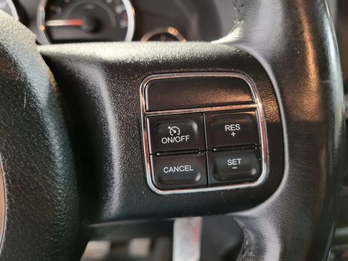Used 2016 Jeep Wrangler Unlimited Sport w/ Quick Order Package 24S AWD/4WD image 38