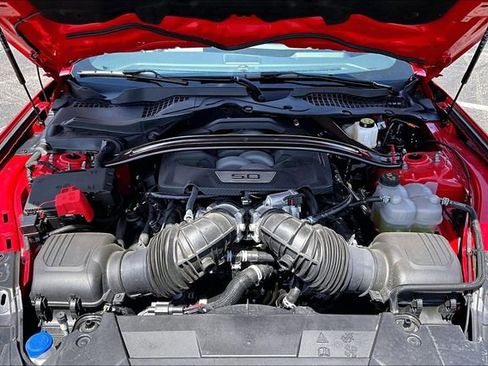 Used 2024 Ford Mustang GT Premium RWD image 28