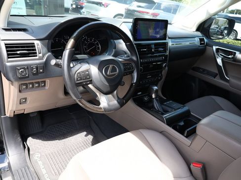 Used 2023 Lexus GX 460 Premium AWD/4WD image 14