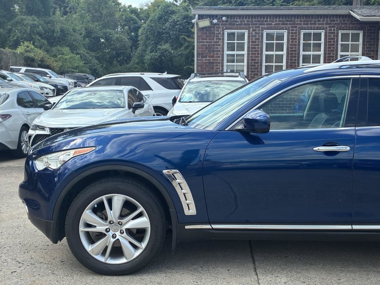 Used 2013 INFINITI FX37 AWD w/ Premium Pkg image 11