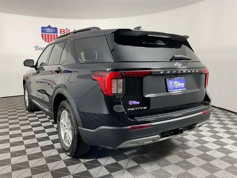 New 2025 Ford Explorer Active w/ Active Comfort Package image 5