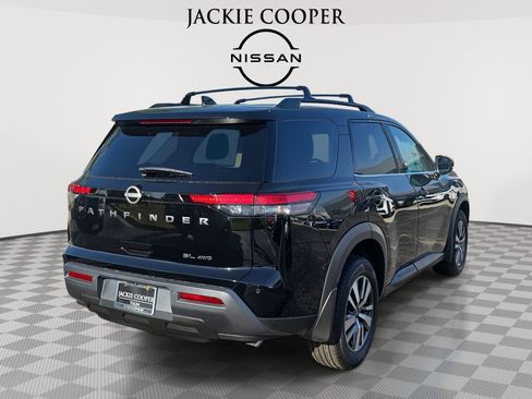 New 2026 Nissan Pathfinder SL AWD/4WD image 5