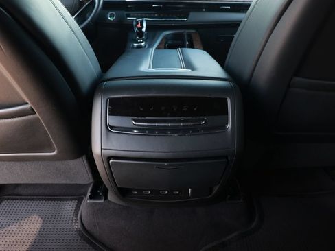 Used 2023 Cadillac Escalade ESV Sport Platinum w/ Heavy-Duty Trailer Package AWD/4WD image 37