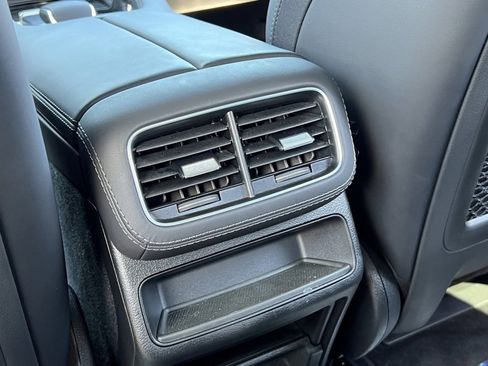 Used 2025 Mercedes-Benz GLE 63 AMG S image 18