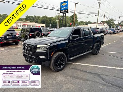 Used 2023 Nissan Frontier SV w/ Midnight Edition Package AWD/4WD image 4