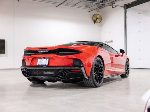 Used 2023 McLaren GT image 4
