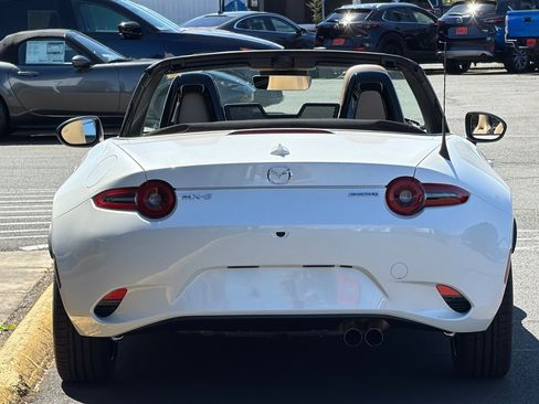 New 2026 MAZDA MX-5 Miata Grand Touring w/ Weather Package RWD image 5