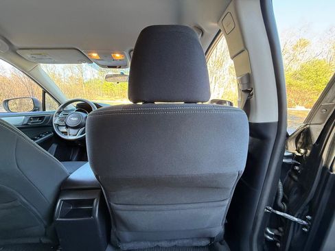 Used 2018 Subaru Outback 2.5i AWD/4WD image 30