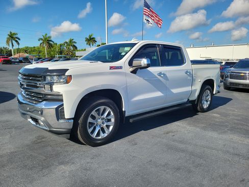 Used 2021 Chevrolet Silverado 1500 LTZ w/ LTZ Convenience Package II AWD/4WD image 2