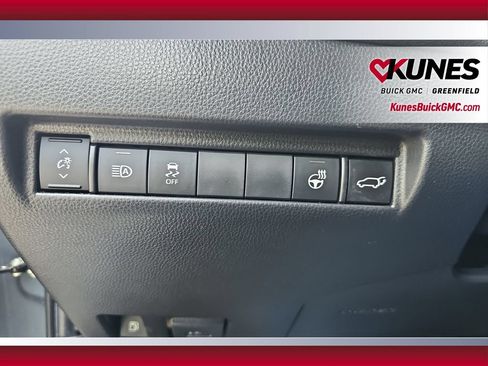 Used 2021 Toyota Venza XLE w/ Softex Package AWD/4WD image 25