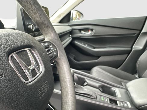 Certified 2023 Honda Accord EX image 43