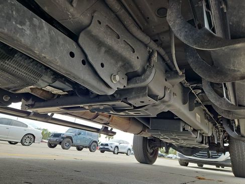 Used 2022 Ford F250 XLT w/ Black Appearance Package image 21