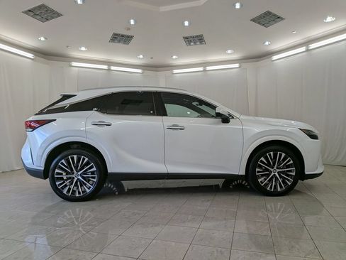 Used 2025 Lexus RX 350 w/ Convenience Package AWD/4WD image 11