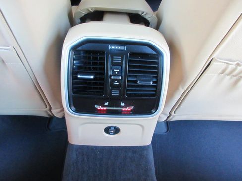 Used 2017 Porsche Macan S AWD/4WD image 42