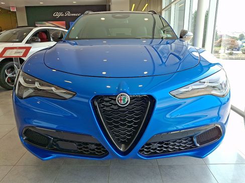 New 2026 Alfa Romeo Stelvio Sprint AWD/4WD image 5