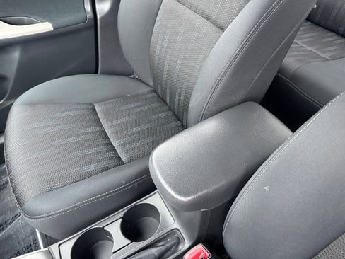 Used 2012 Toyota Corolla S image 14