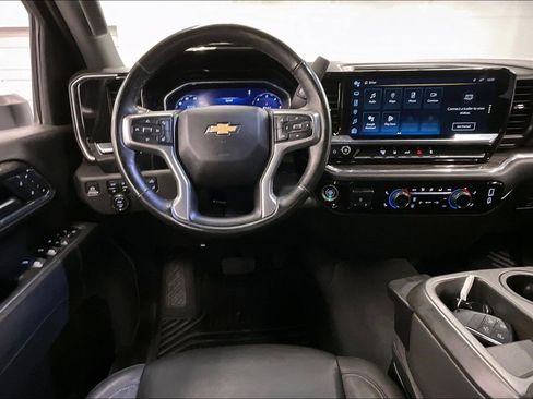 Used 2024 Chevrolet Silverado 3500 LTZ AWD/4WD image 6